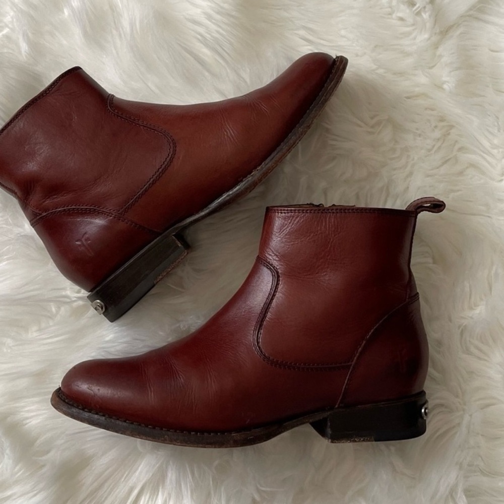 Size 7 Frye Ankle Boots